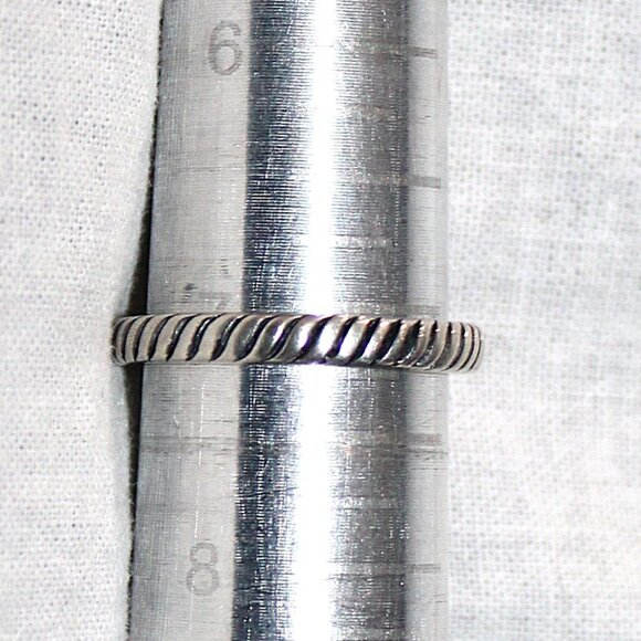 Sterling Silver Minimalist Rope Band Ring SZ 7 - Picture 5 of 6